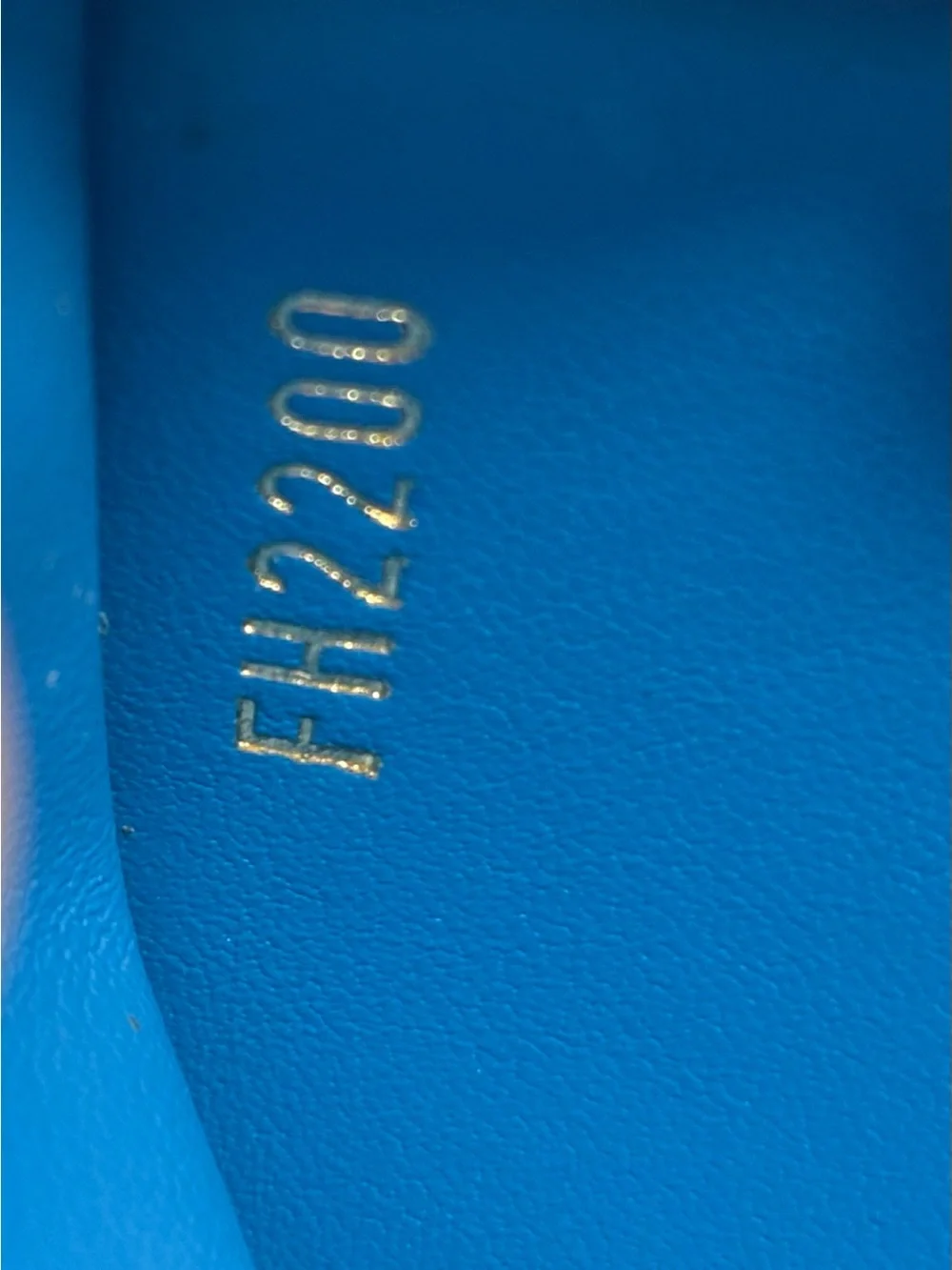 Louis Vuitton Pont 9 Compact Trifold - Picture 11 of 16